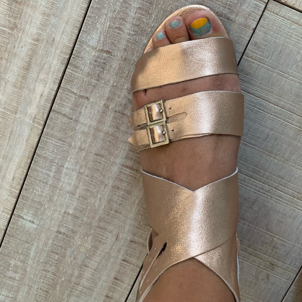 Rose gold leather strappy sandals - Picture 8 of 8